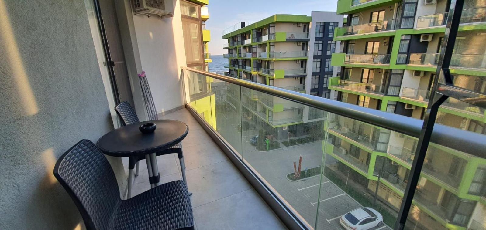 Alezzi Resort Luxury Apartament Prima Linie La Mare Нэводари Экстерьер фото